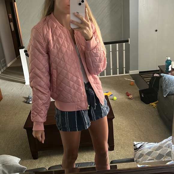 Pink jacket. Minimally worn - Picture 2 of 3